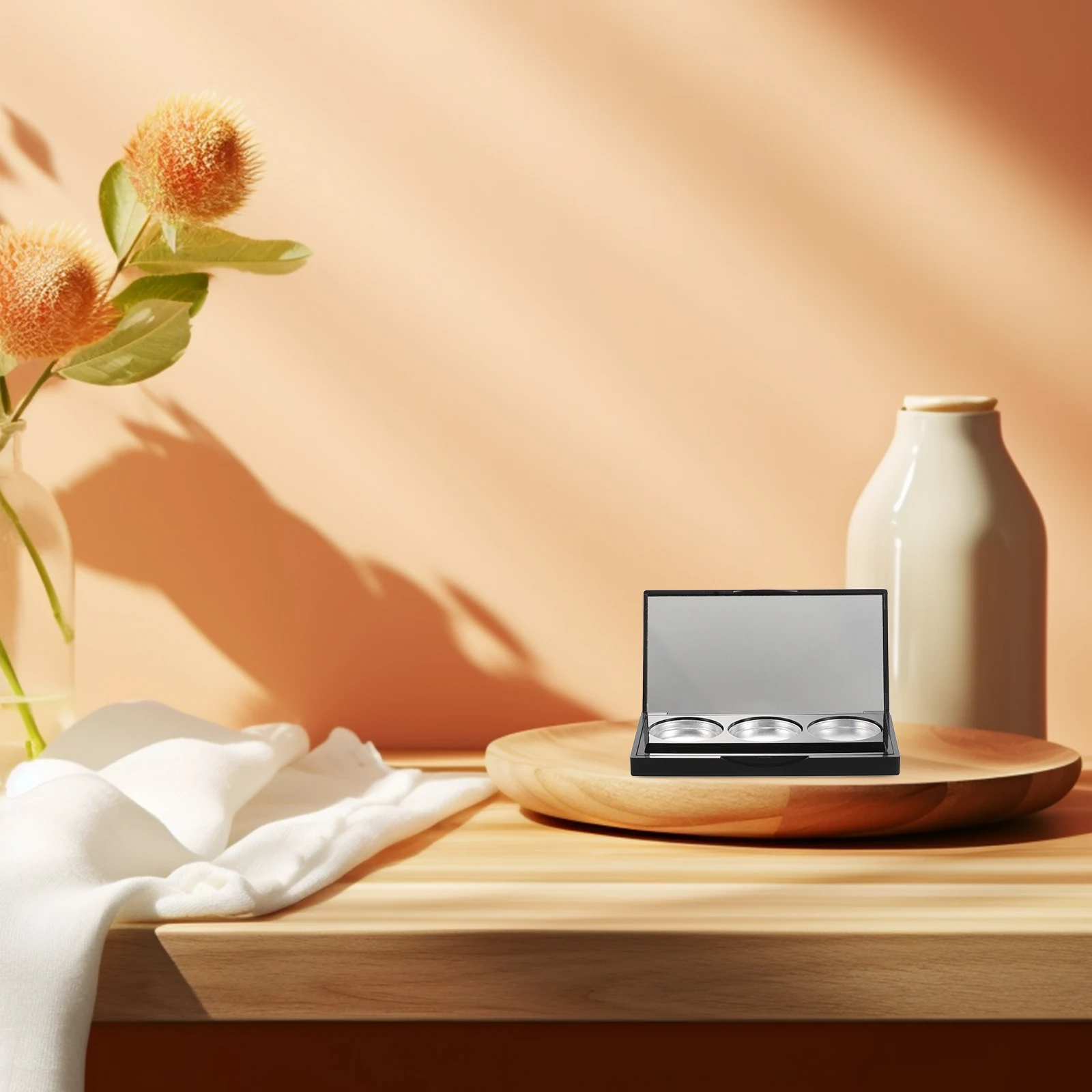 

Portable Makeup Palette Refillable Eyeshadow Compact Travel Organizer Durable Empty Magnetic Palette