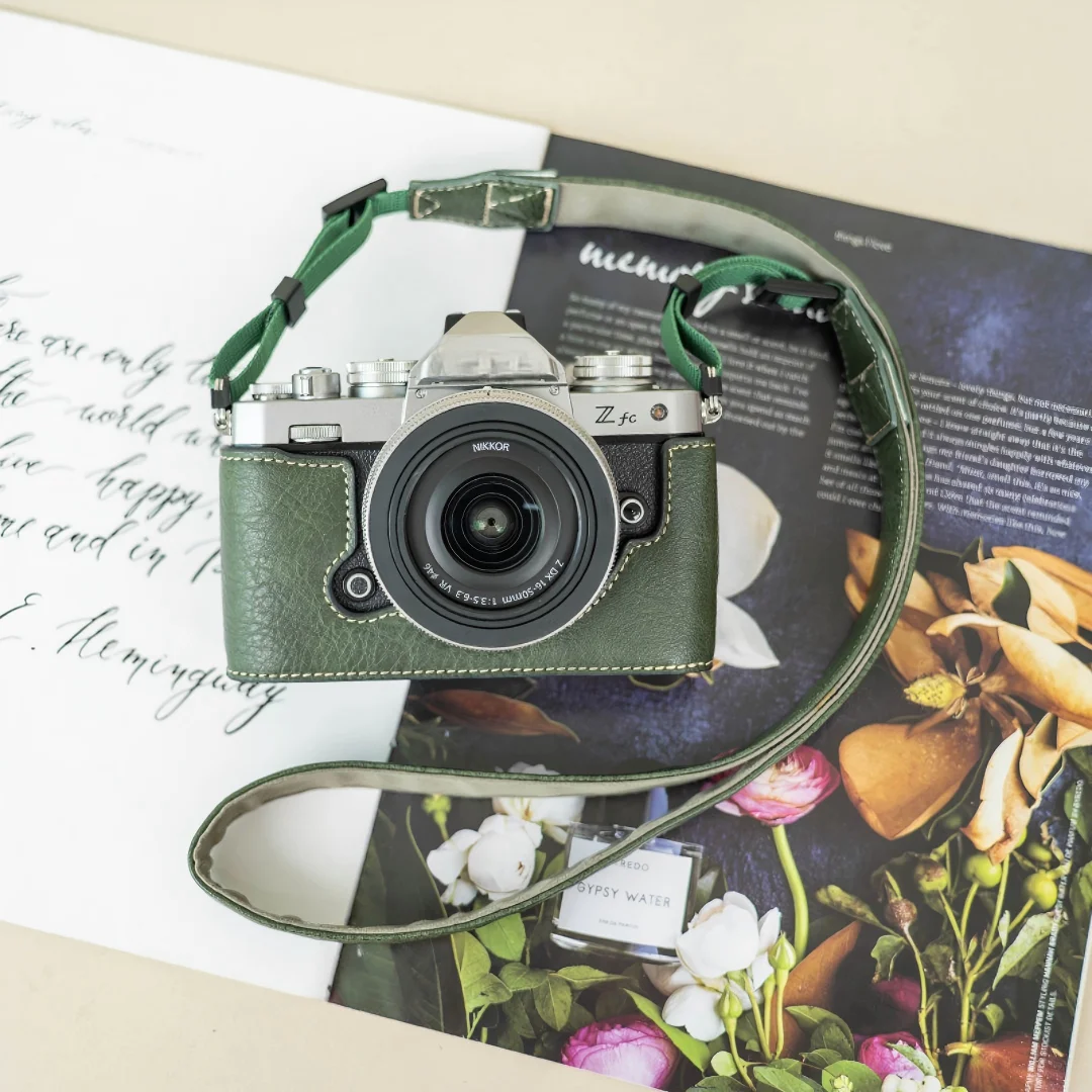 Canon Camera Eos R50 - Cute Camera Leather Case Half Body