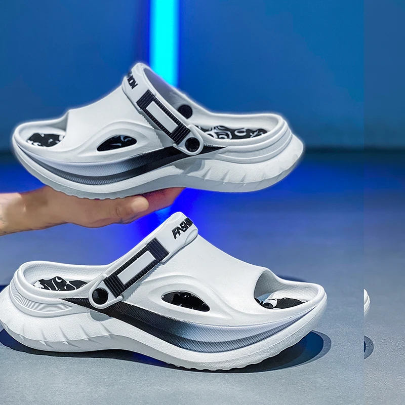 

Новые летние мужские нескользящие и устойчивые к запаху пляжные сандалии двойного назначения для подростков. Подходит для внутреннего и наружного ношения, D