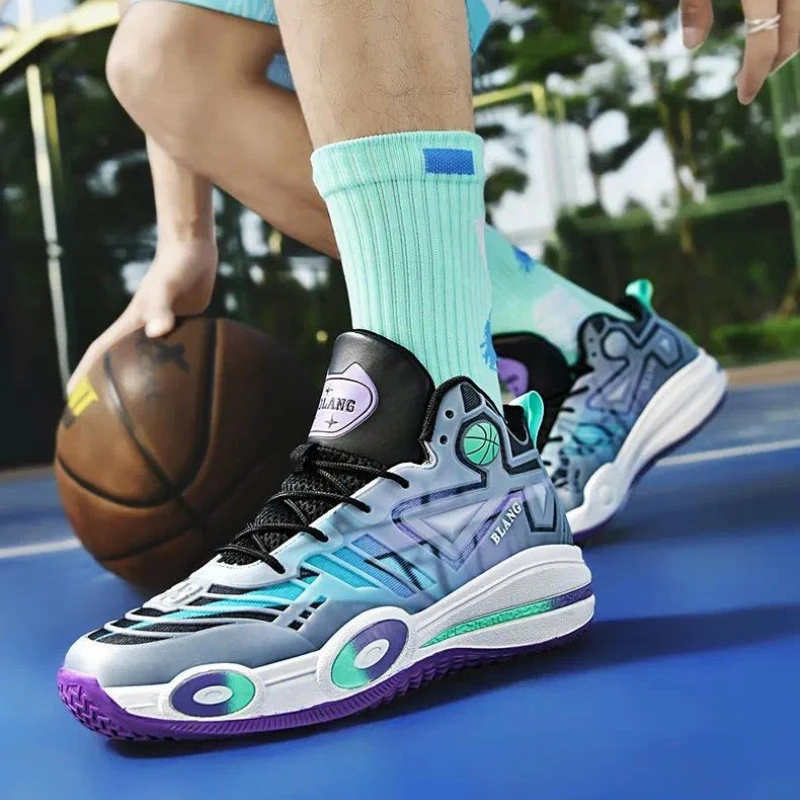 2026 New Comfortable and Fashionable Autumn and Winter New Sports Outdoor Basketball Shoes Night Light Edition Couple's Style