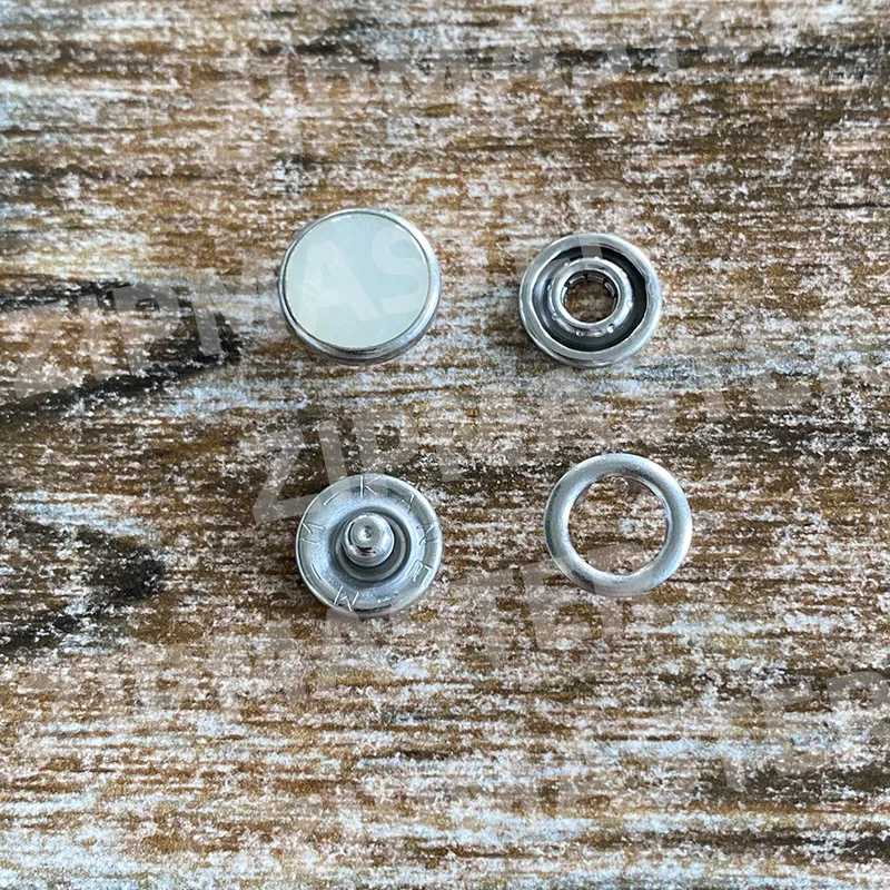 

5000 Sets, Japanese KANE-M Five-claw Buckle, Pearlescent Buckle, Japanese Metal Button, High-quality Clothing Accessories