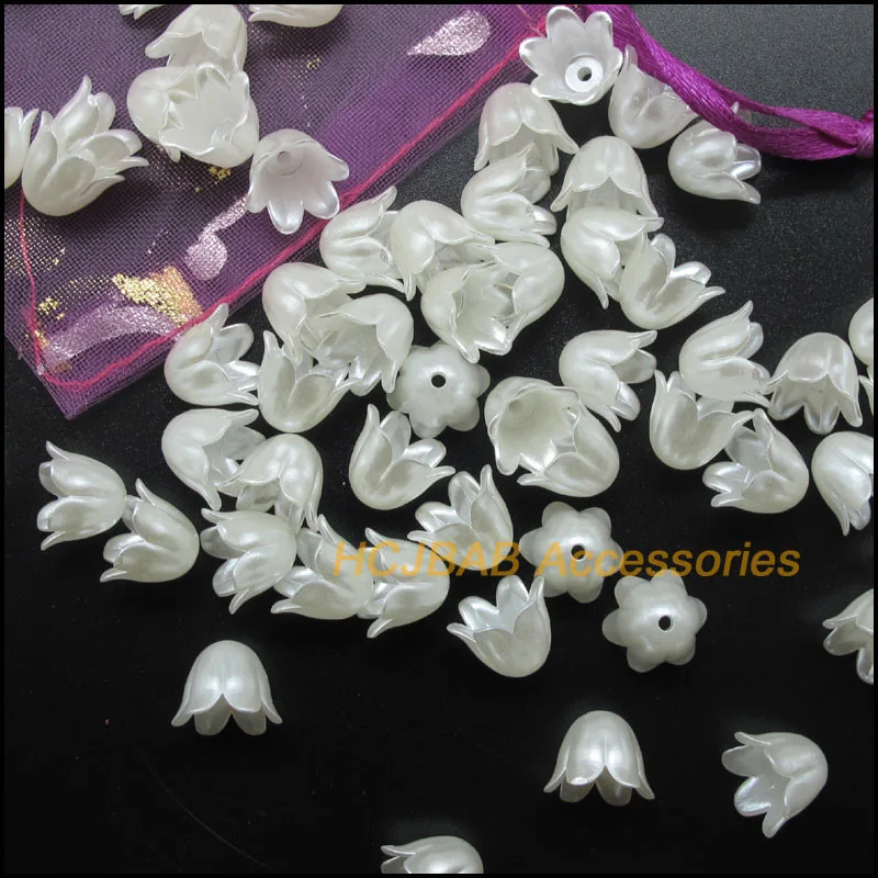 100 New Orchid Plastic Charms Flower Bell Acrylic Spacer Beads Pure White 8x10mm