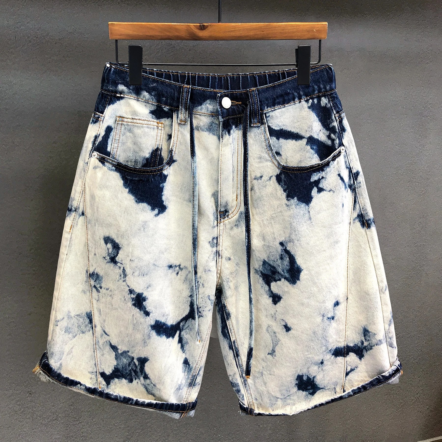 

Модные мужские джинсовые шорты премиум-класса: повседневные, свободные, прямые, длиной до колена, с дизайнерскими цветными блоками и декоративной веревкой