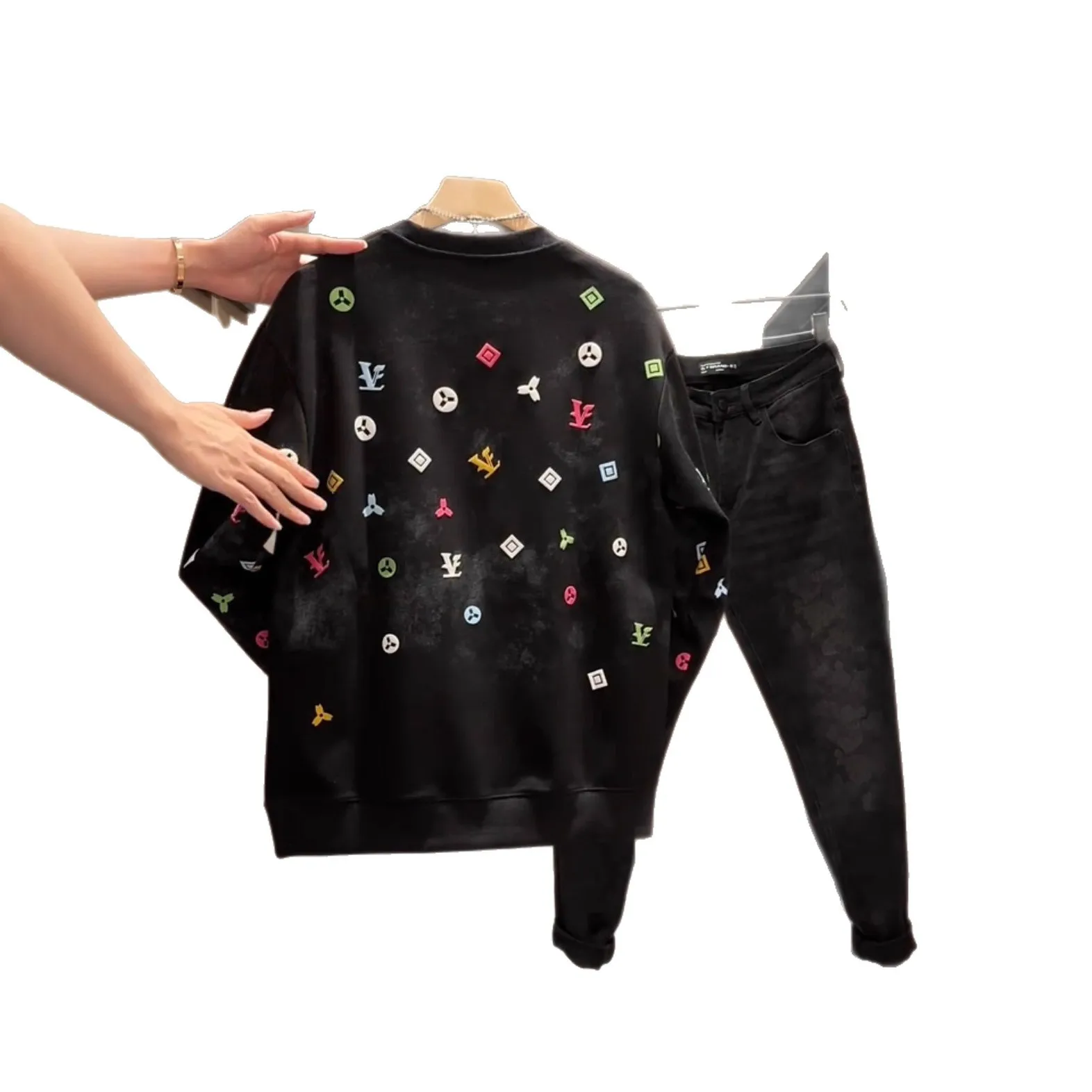 

2026 fall new arrival: all-over monogram foil print long-sleeve t-shirt