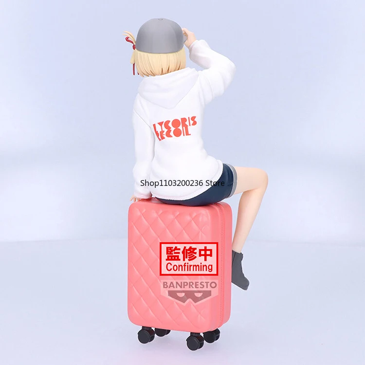 BANDAI Original Lycoris หดตัว Chisato Nishikigi Inoue Takina Travel อะนิเมะ Action Figure เดสก์ท็อปเครื่องประดับการ์ตูนตัวเลข