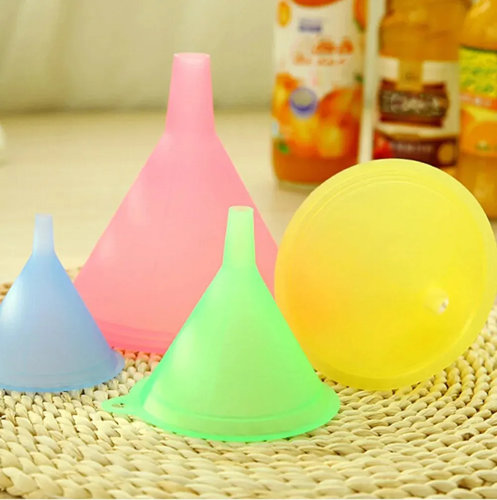 5 PCS Colorful Plastic Funnel Small Medium Large Variety Liquid Oil Kitchen Set