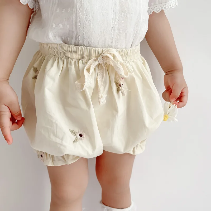 

Summer Baby Shorts Embroidered Flower Solid Color Korean Casual Newborn Bread Pants Thin Summer Baby Clothes