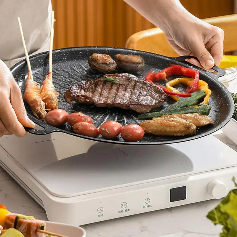 

BBQ Pot Multi-Griddle Iron Plate Korean Barbecue Grill Grill Pan Carbon Steel Grill Pan Outdoor Induction Cooker Grill Pan 30cm
