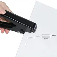 1 perforadora ovalada totalmente metálica con un orificio ovalado de 15 × 4 mm, adecuada para tarjetas de identificación de PVC, etiquetas de equipaje y etiquetas de nombres.