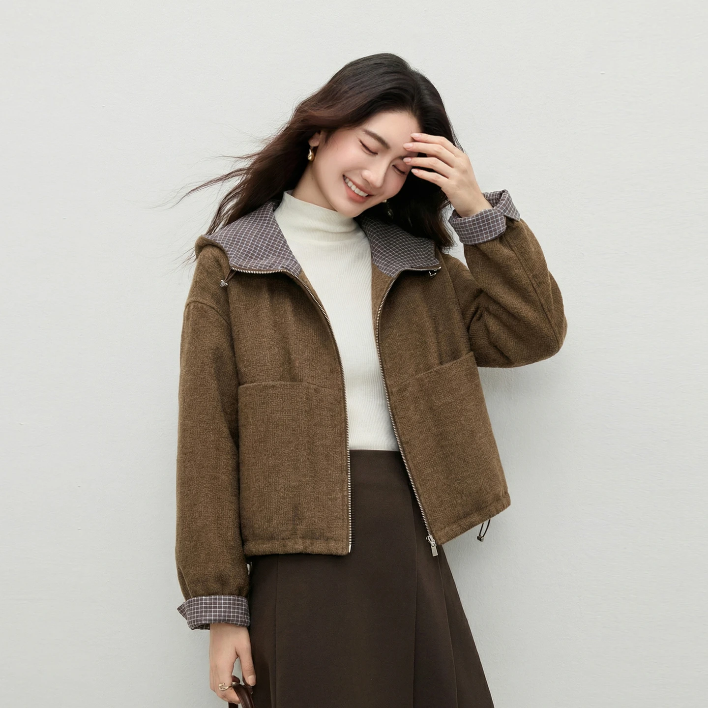 Parkas à capuche rétro SENTUBILA pour femmes 2025, manteaux en laine mélangée à carreaux contrastés, vêtements d'extérieur chauds d'hiver pour femmes W64MC6620