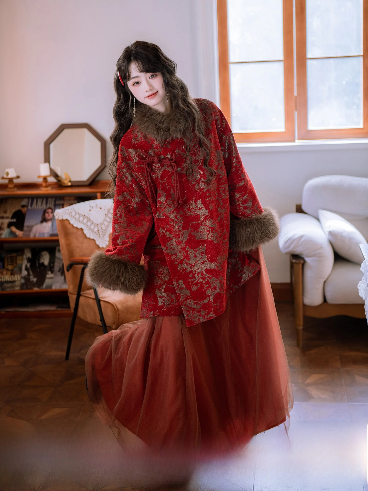 

Красное пальто с цветочной вышивкой и флисовой подкладкой в ретро-стиле для женщин, новогодний национальный наряд, теплое пальто с длинными рукавами от Nanfei