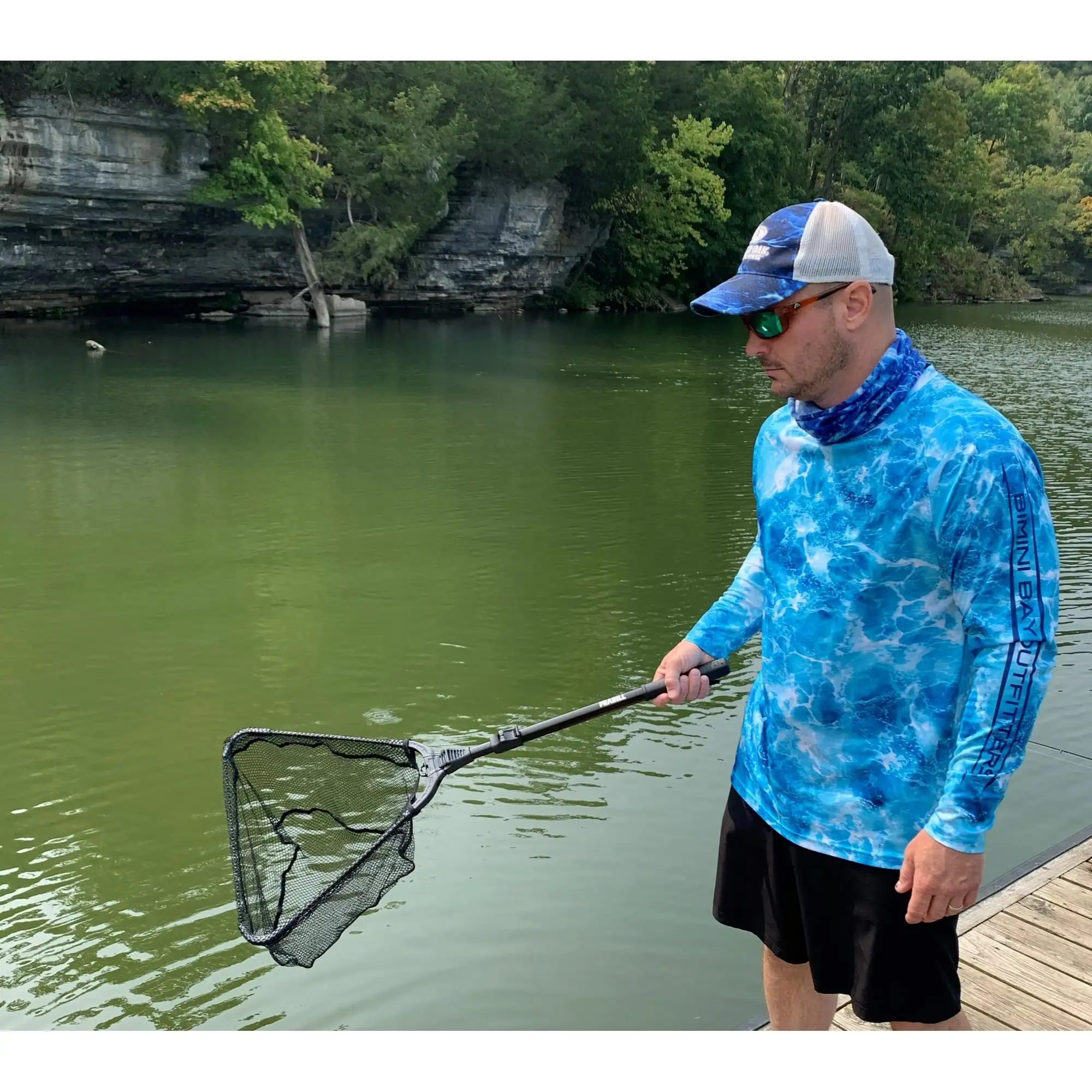 

Frabill Kwik-Stow Folding Fishing Net, 16 x 14 Hoop, Black Transparent Mesh Netting