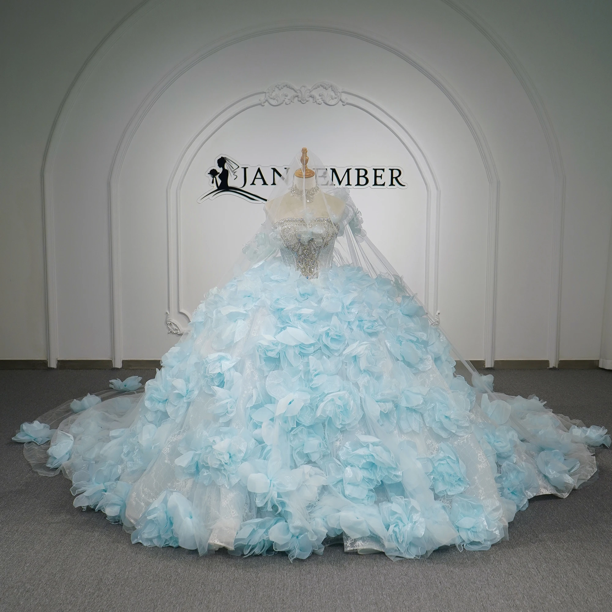 Lace Decal Princess Wedding Dress Sexy Bareback Sleeveless Dreamy Ball Dress Palace Wedding Dress Customized свадебное платье