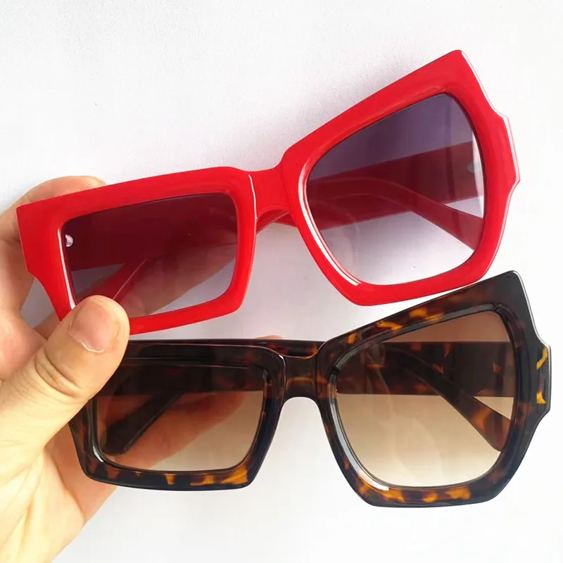 

Fashion Sun Glasses Anti-UV Spectacles Funny Red Color Eyeglasses Raising Eyebrows Design Google Women Personality Sunglasses