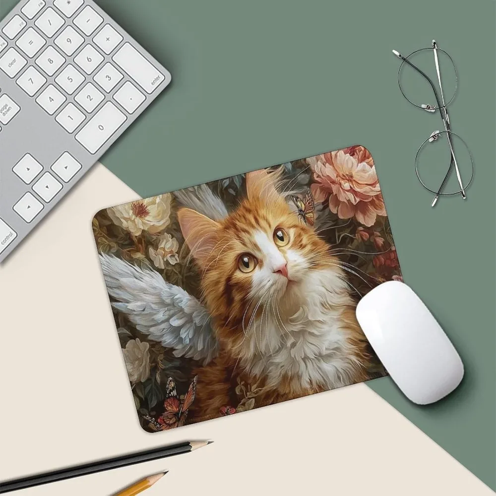 Mouse pad com design de gato alado laranja e branco – acessório de mesa compacto para escritório e laptop, base de borracha antiderrapante, adequado para