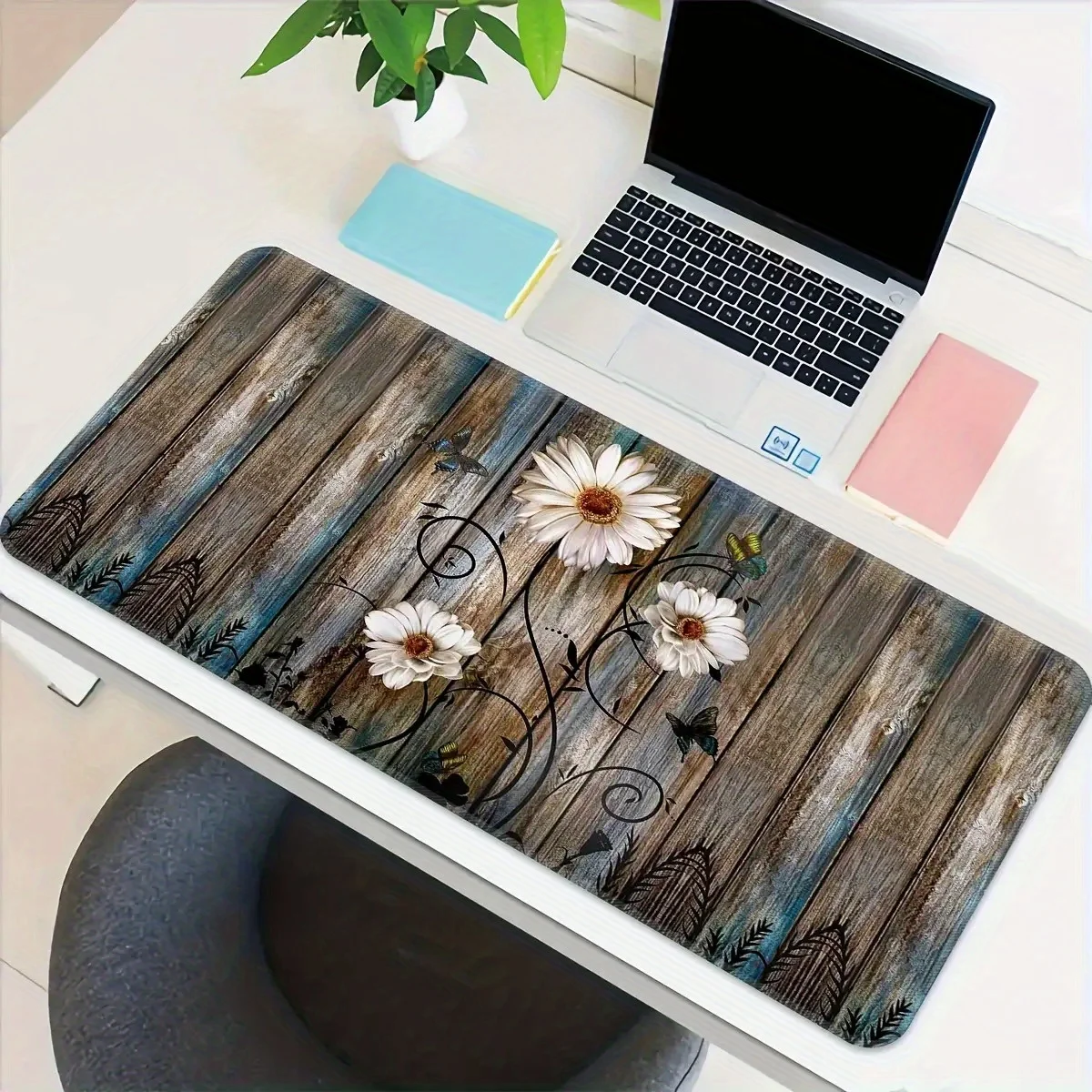 Rustic Wood Daisy Floral Extended Mouse Pad Durable Non-Slip Rubber Desk Mat for Gaming and Office