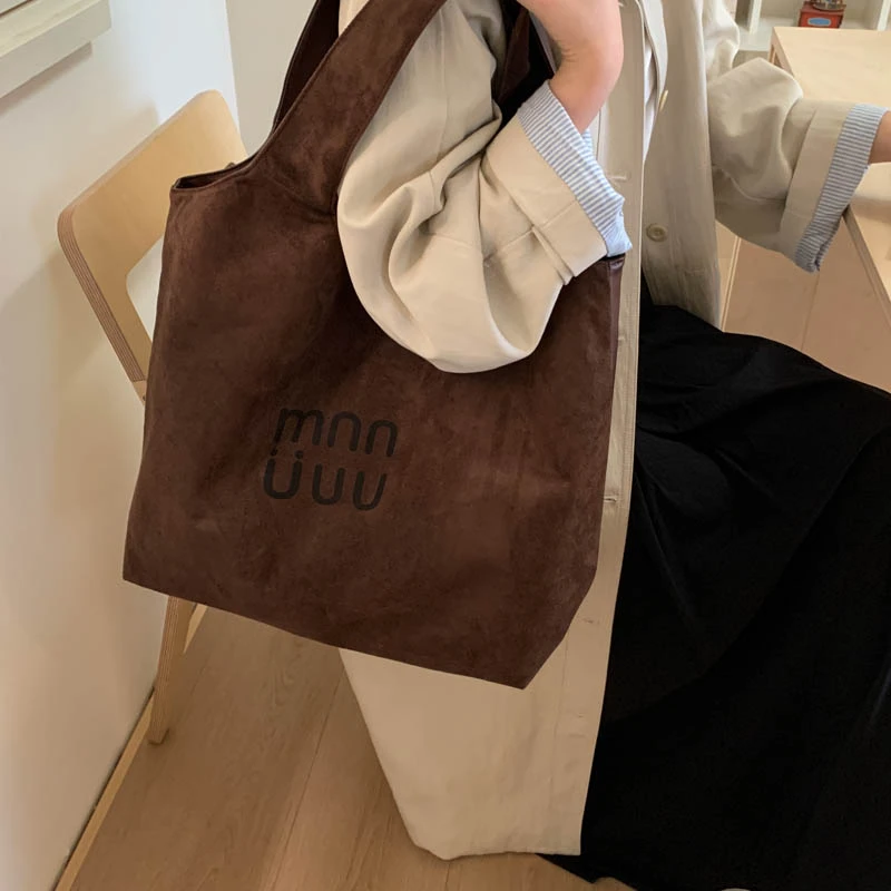 Women's Luxury Leather Crossbody Bag Elegant Designer Shoulder Handbag Classic Tote For Modern Chic Style