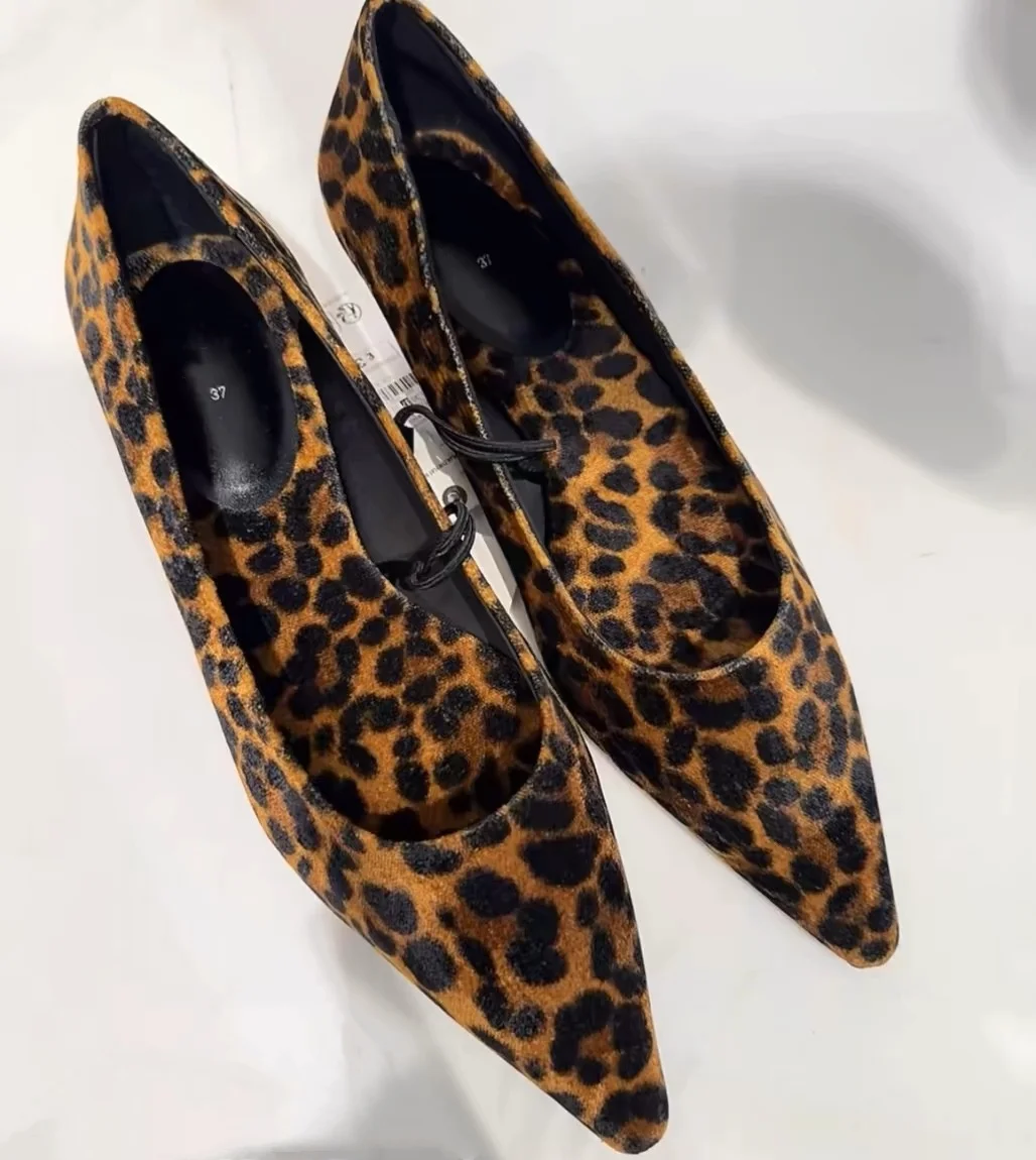 TRAF, zapatos de punta estrecha con estampado Animal para mujer, zapatos planos Retro sin cordones de leopardo, zapatos individuales cómodos de diseño femenino, otoño 2024