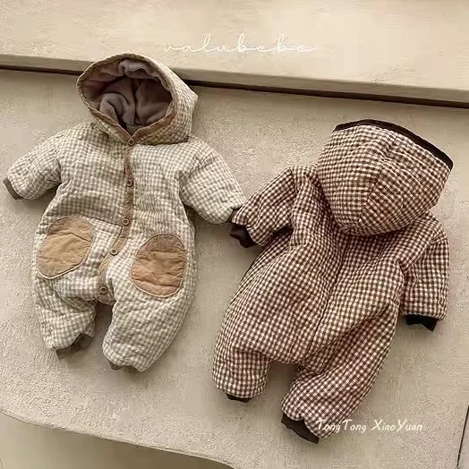 

2024 Baby Jumpsuit Winter Male and Female Babies Cotton Korean Newborn Grid Thickening with Cotton Padding Clothes Rompers