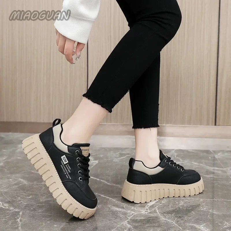 2024 nuove scarpe da donna Sneakers con plateau Comfort Fashion Designer scarpe da donna 5cm scarpe Casual con aumento Zapatillas De Mujer