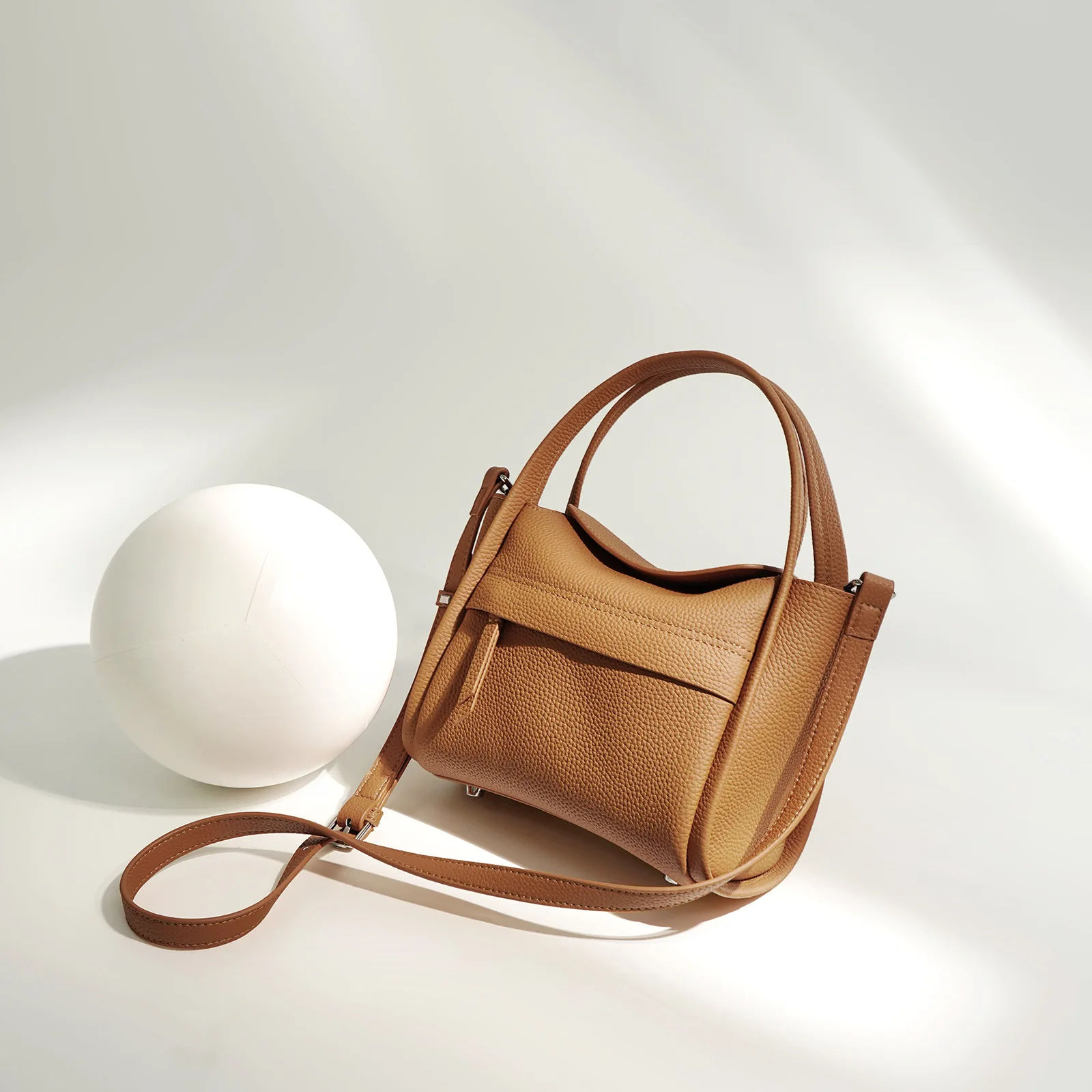 New genuine leather yuanbao bag, mini vegetable basket, top layer cowhide handbag, crossbody mini small phone bag