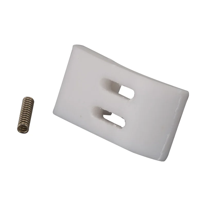 Mt260b Zz B القدم شقة آلة إبرة مزدوجة آلة إبرة مزدوجة البلاستيك قطعة قدم الضغط في ماكينة خياطة لوحة الجلد السفلي