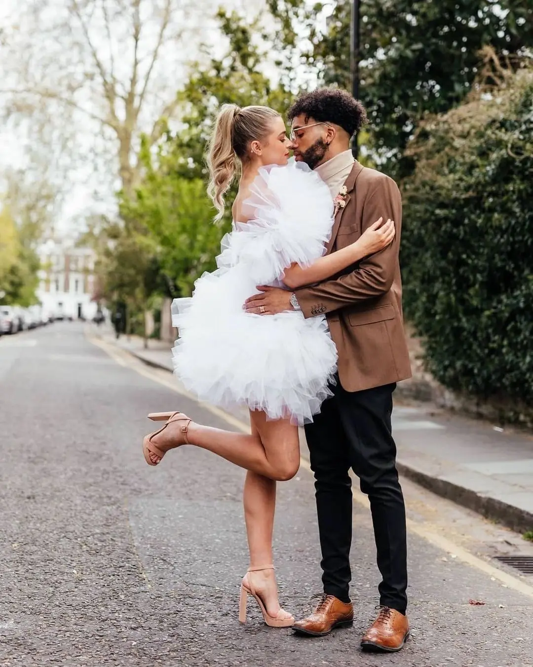 Robe Courte en Tulle Blanc Moelleux pour Femme, Bouffante à Plusieurs Niveaux, Mini Robe de Soirée Club, Doux, Dos aux, Vêtements d'Extérieur