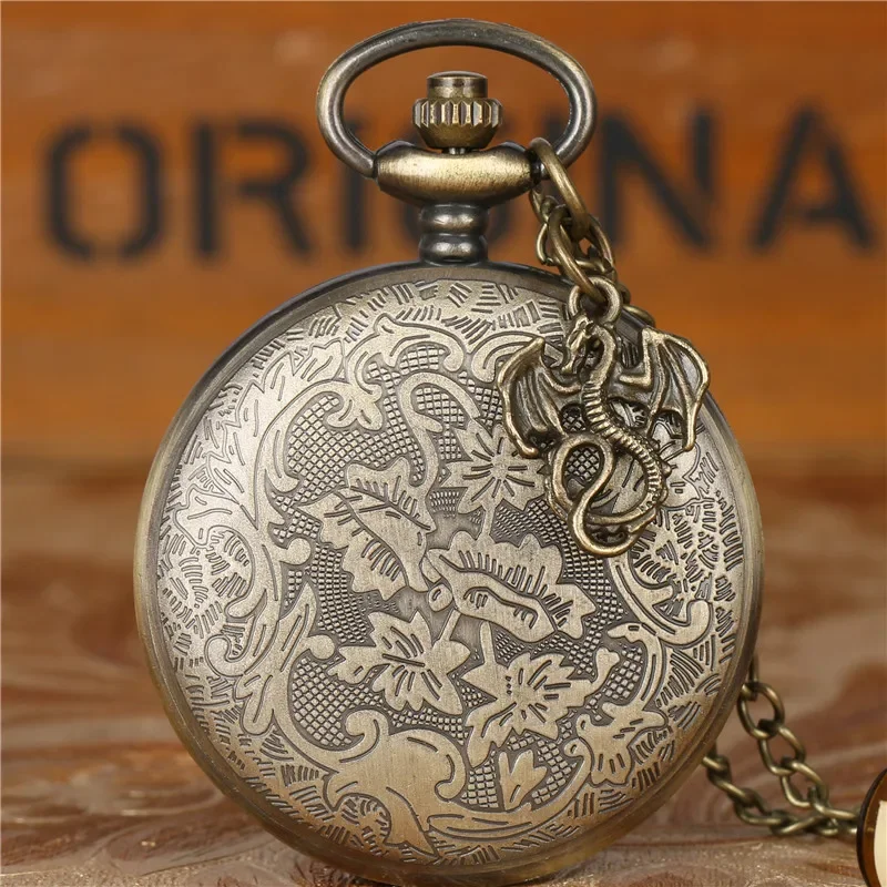 Vintage Fashion Flying Dragon Play Ball Design Quartz Pocket Watch Retro Necklace Sweater Chain Pendant Gadget Antique Clock