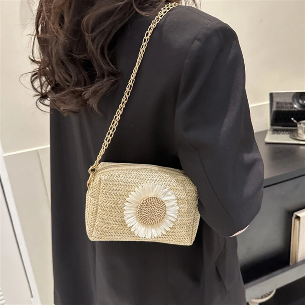 Rattan Woven Straw Bag For Women Adjustable Shoulder Bag Handbag Knit Flower Summer Beach Shoulder Messenger Bags