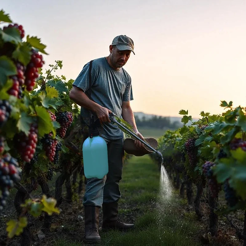 

1 шт. распылитель для садового насоса, 5-литровая распылительная бутылка с регулируемой насадкой, подходит для газонов и садов