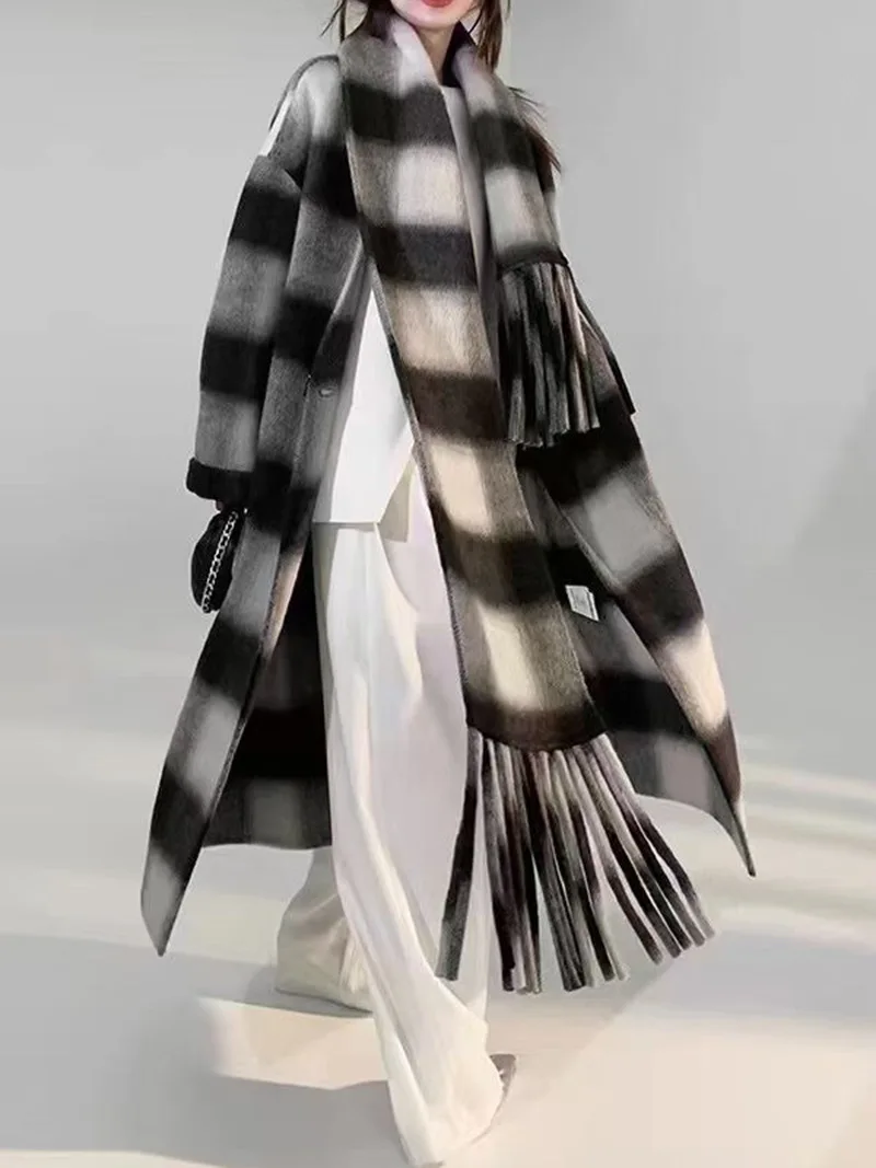 

British style Horn button scarf tassel striped double-sided cashmere coat Fashion plaid woolen coat for Women Y4629