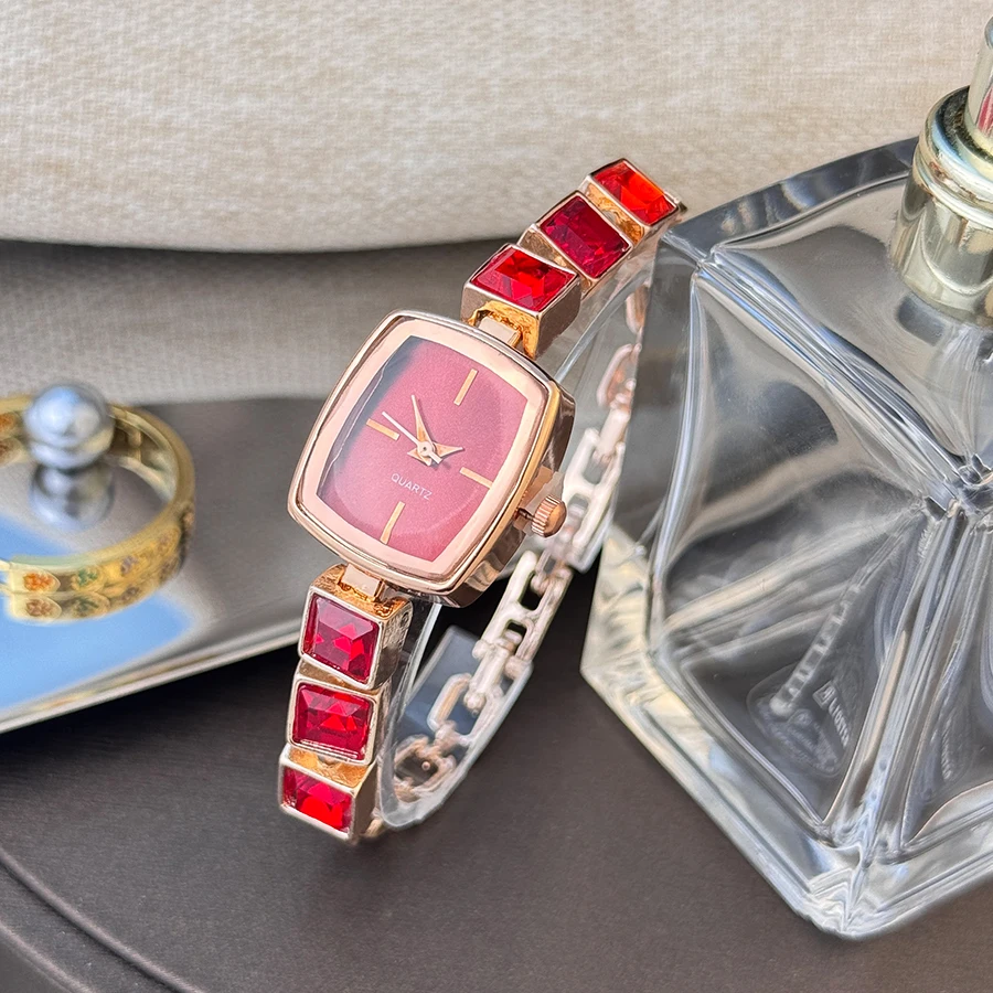 Colorful small sugar alloy bracelet exquisite square case simple dial fashionable versatile ladies' quarts watch