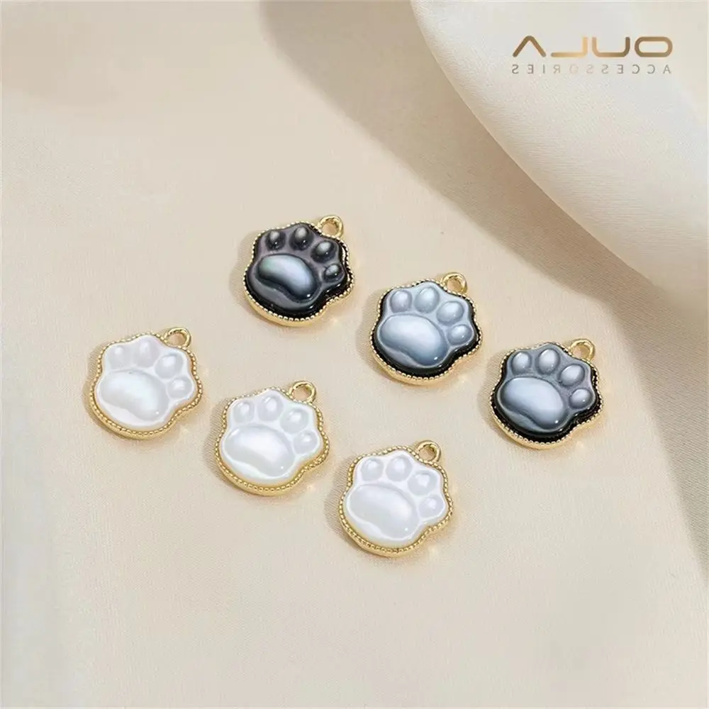 

1pcs Diy Handmade Bracelet Accessory with A Cute Cat Paw and Paw Pendant Set with 14K Natural Black White Shells Gold Plating