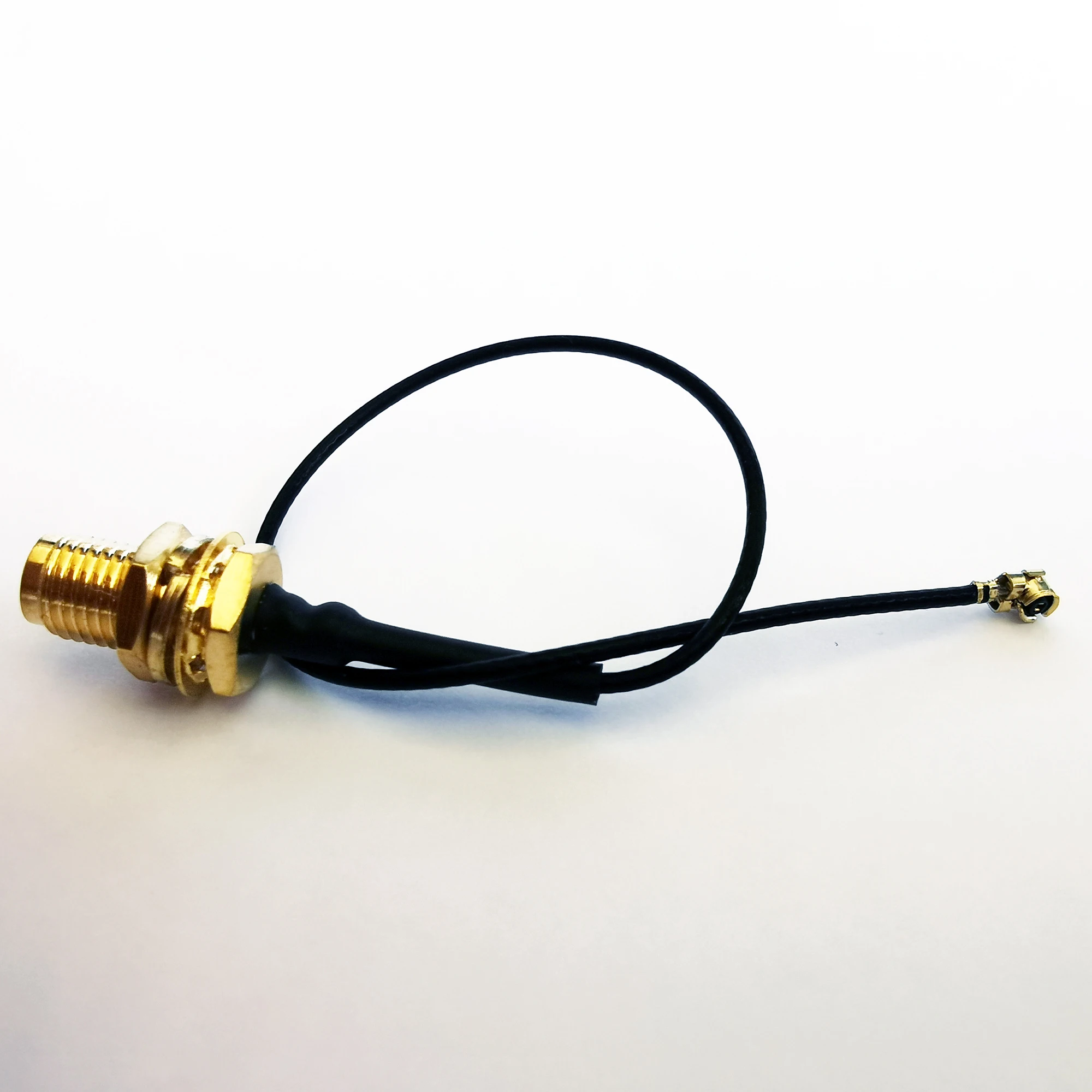 

IPEX to SMA male thread inner hole feeder jumper wire to support MICROHARD PICO series