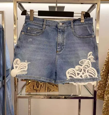 

2025 Summer Blue Pants Casual Women's Denim Shorts Elegant Ladies Embroidered Lace Jeans