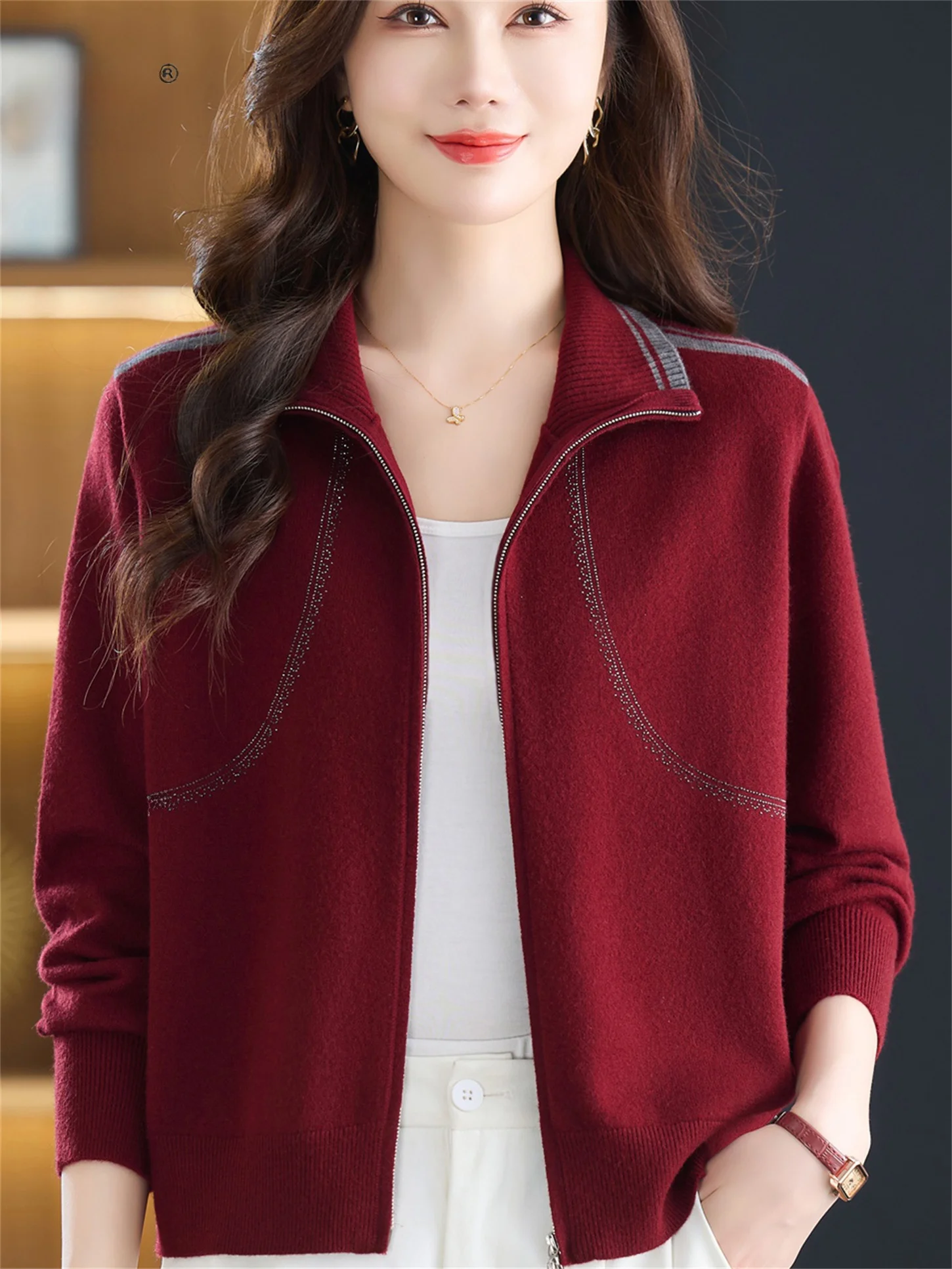 

Весенне-осенний вязаный ор-кардиган, модный отложной воротник, свободная основа для женщин среднего возраста и ly