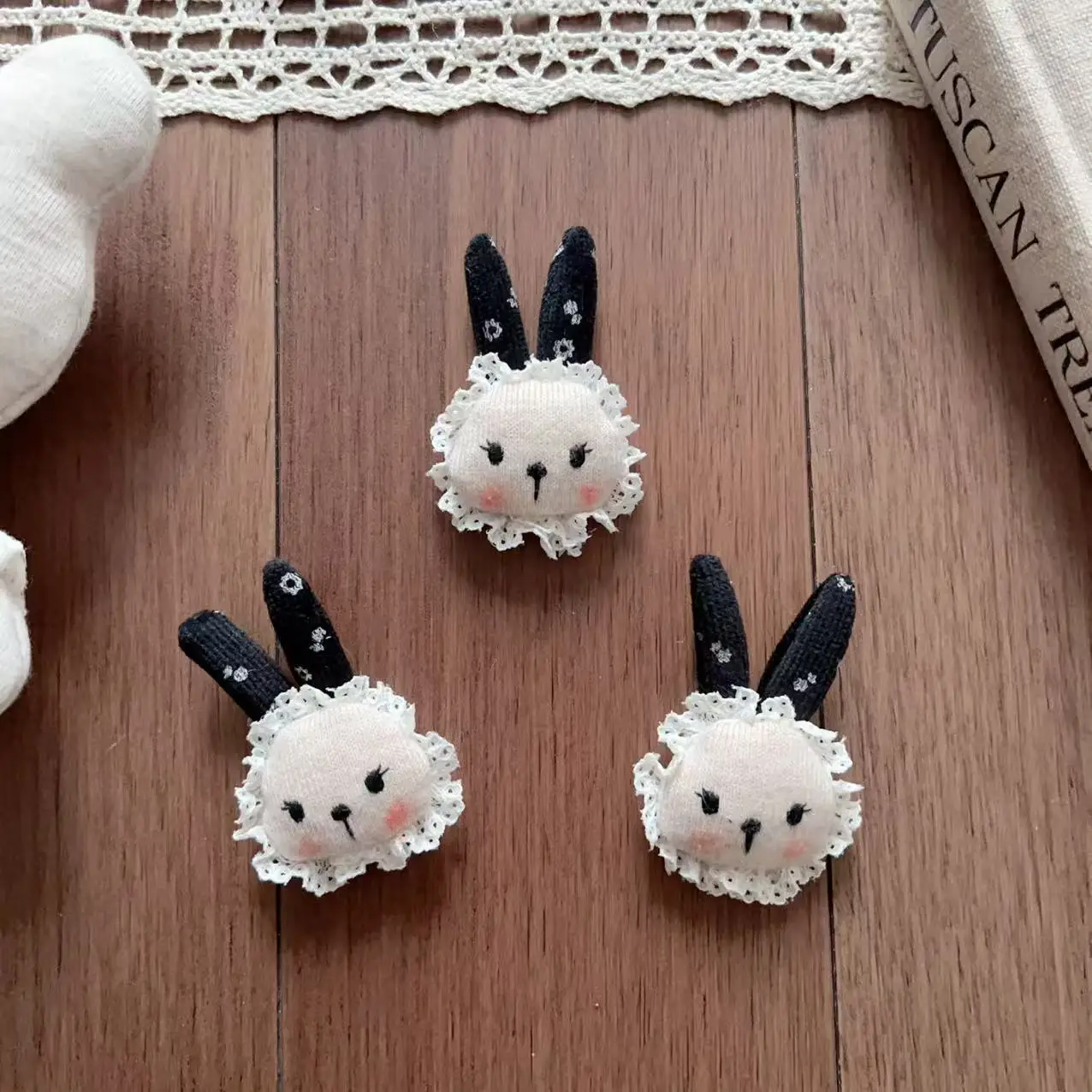 

Cute Sweet Lace Black Rabbit Fabric Plush Brooch Hair Clasp DIY Korean Style for Shoes Socks Bag Hat Clothing Embellishment Set