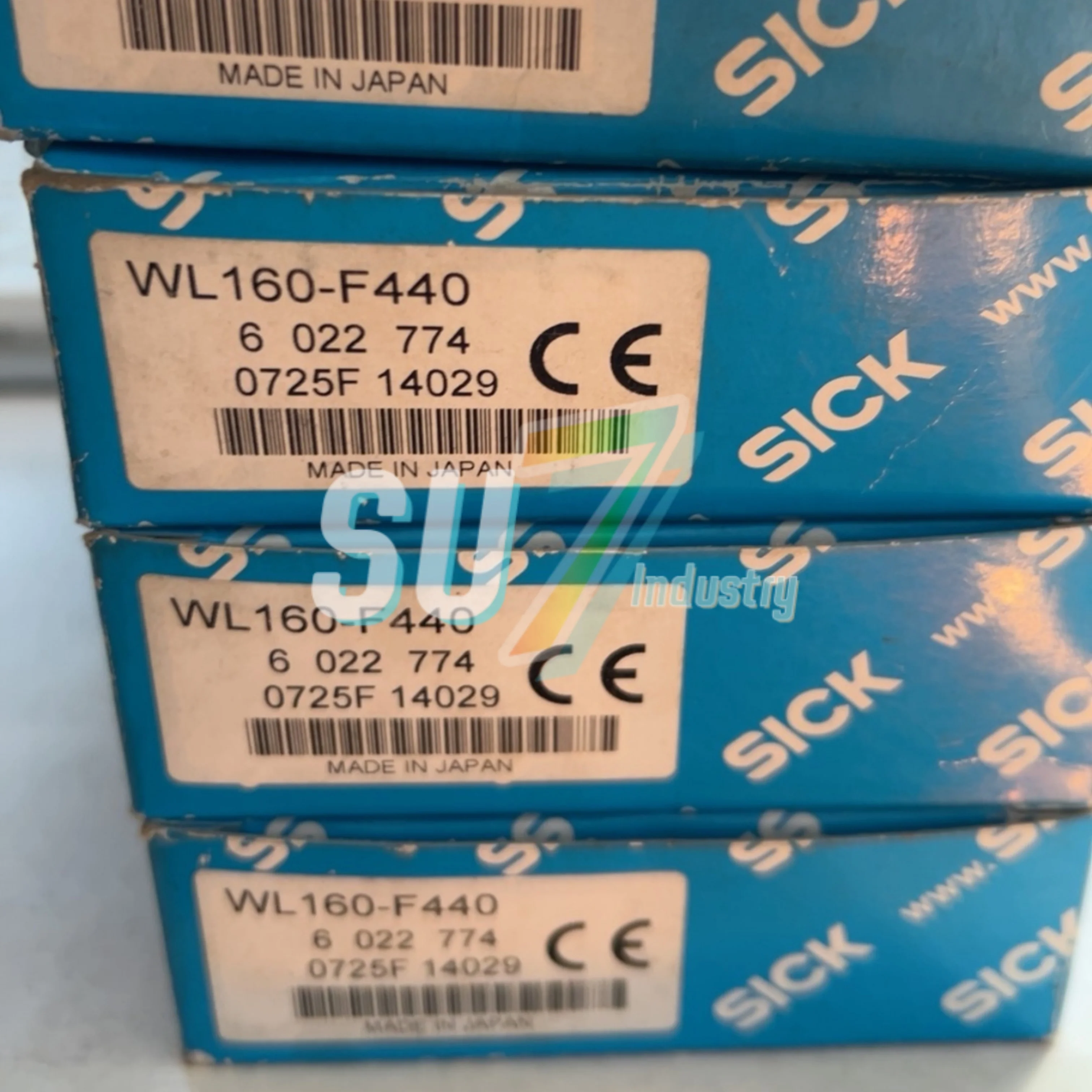 WL160-F440 PLC 偏光光電反射センサー スイッチ 新品箱入り