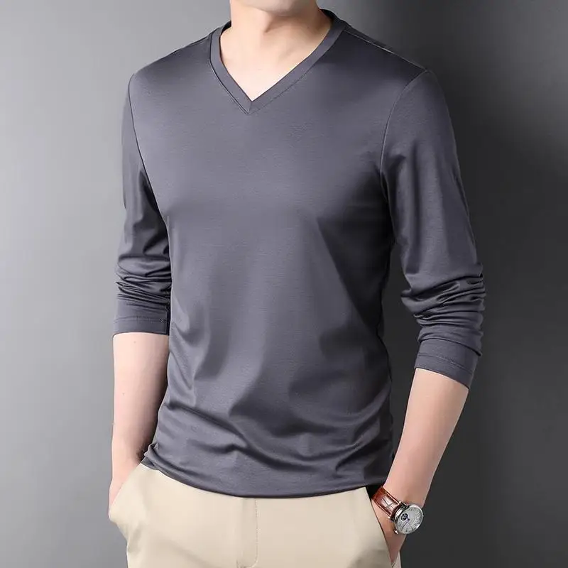 Camisola Henley de manga longa masculina, camiseta masculina com decote em v, camiseta estilo coreano, roupa masculina elegante, primavera e outono, 2023