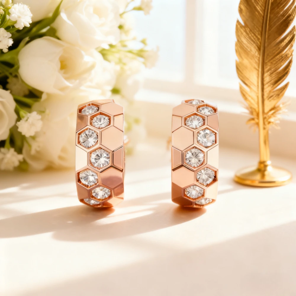 

Новые классические модные сотовые серьги в виде пчелы, изысканные и элегантные, универсальные, для вечеринок на рабочем месте, 2025 г., модные ювелирные изделия