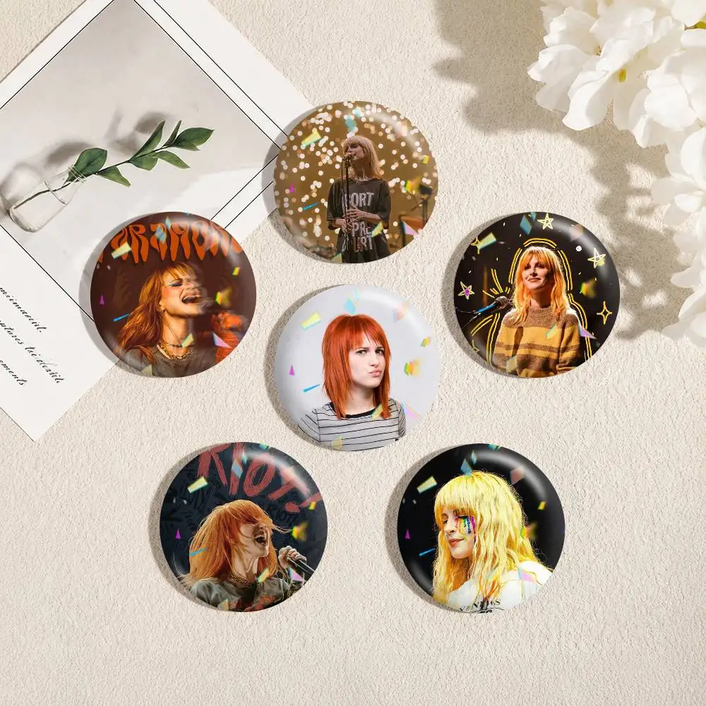 H-Hayley Williams  25mm 32mm 44mm 58mm 75mm Brooches Badges Pins for Accessories Gift