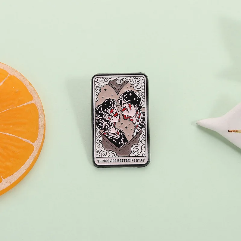 Темный-Таро-брошь-в-готическом-стиле-кроваво-красная-пара-забавная-индивидуальная-металлическая-краска-значок-на-лацкане-аксессуары-для-рюкзака-ювелирные-изделия-подарки