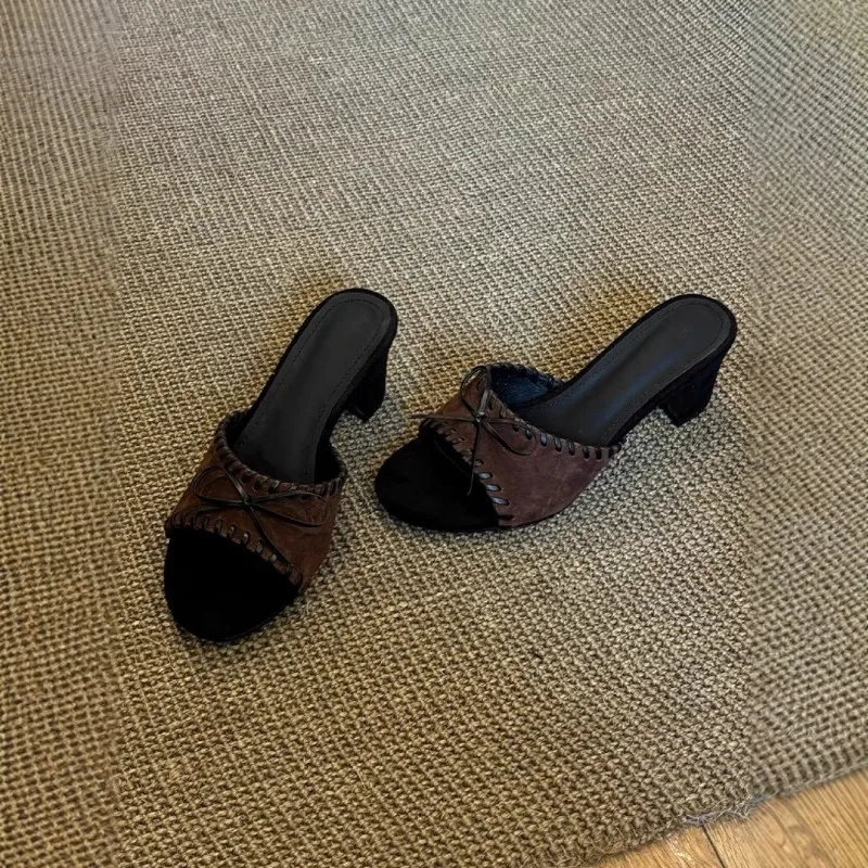 Cowhide version~ French retro style woven one-word slippers, women's outer wear temperament fashionable high-heeled sandals