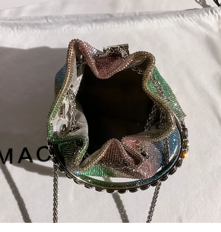 Pochette da sera con strass di colore sfumato di design di lusso borsa a tracolla da donna con borsa a secchiello lucida per feste di matrimonio