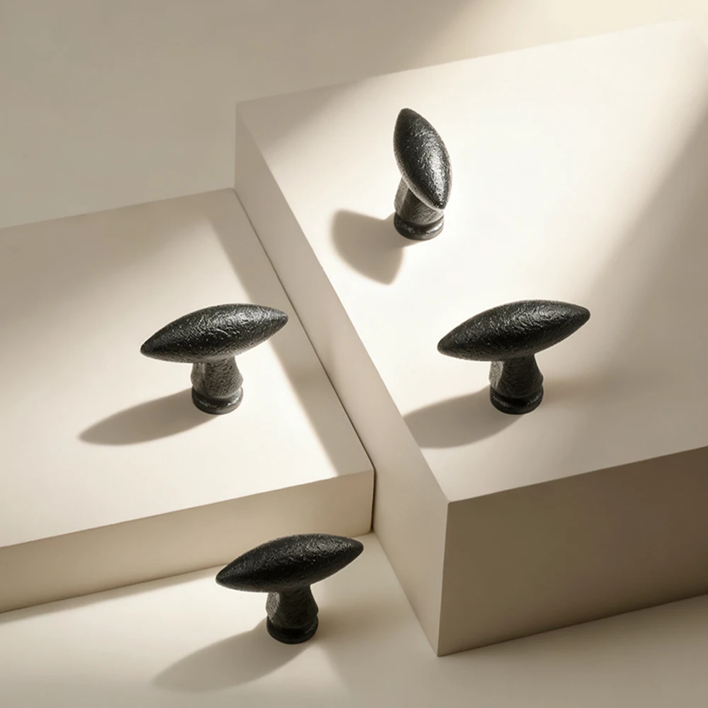 

Dooroom Solid Brass Black Furniture Handles CRetro-inspired Distressed Finish Abinet Knobs Cabinet Drawers T-bar Handle Knob