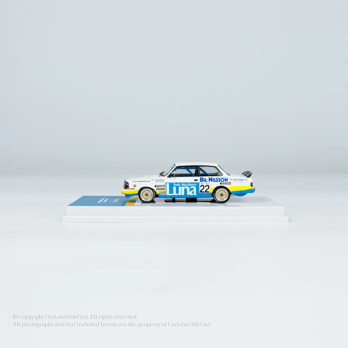 Tarmac Works 1:64 240 Turbo ETCC Zolder 1984 Winner  Model car