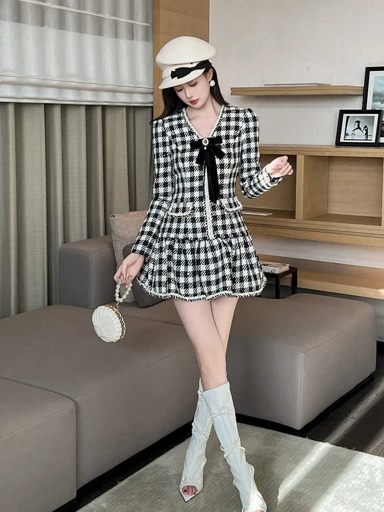 Rich Daughter's Skirt Autumn and Winter New Style Small Fragrant Style Waist-Cinching Puffy Woolen Dress