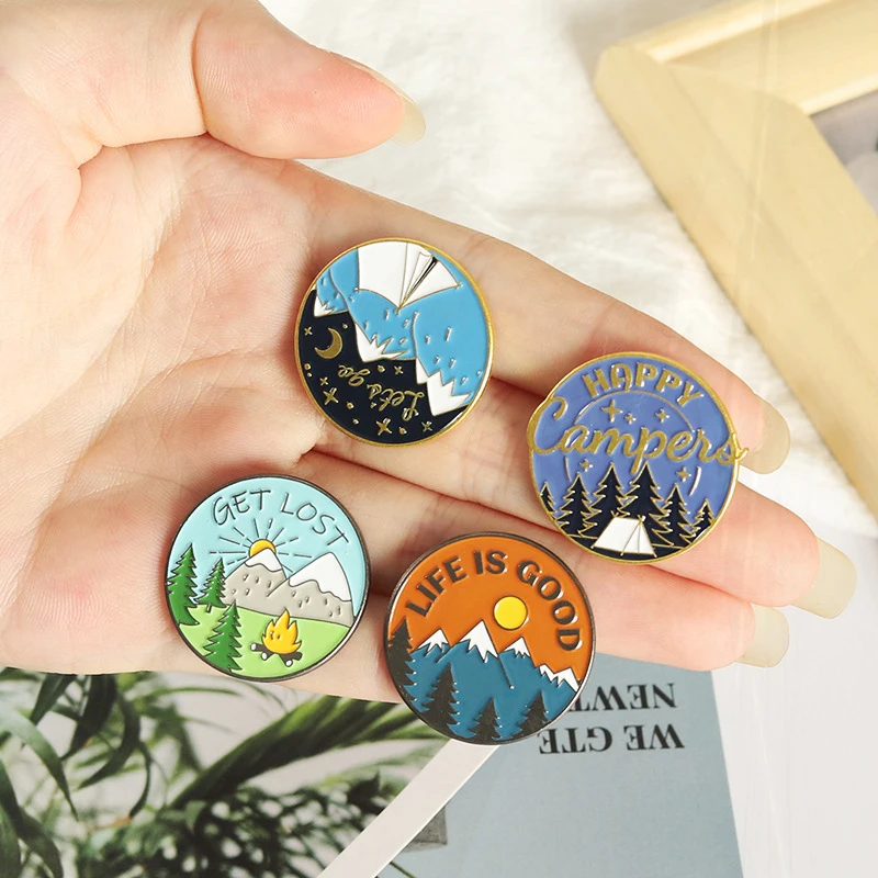 Mountain Peak Alloy Clothing Accessories Backpack Pin Badge Lapel Brooch Travel Pin Field Crossing Hiking Scenery Snow Scene