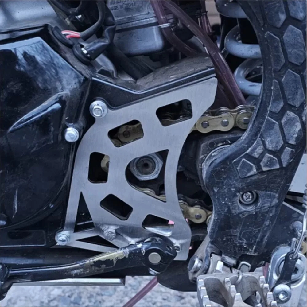 Motorcyc Front Chain Sprocket Cover Protection For Loncin MT250 MT 250 For Kayo KT250 KT 250 For Hengjian 2 stroke DT230 DT 230