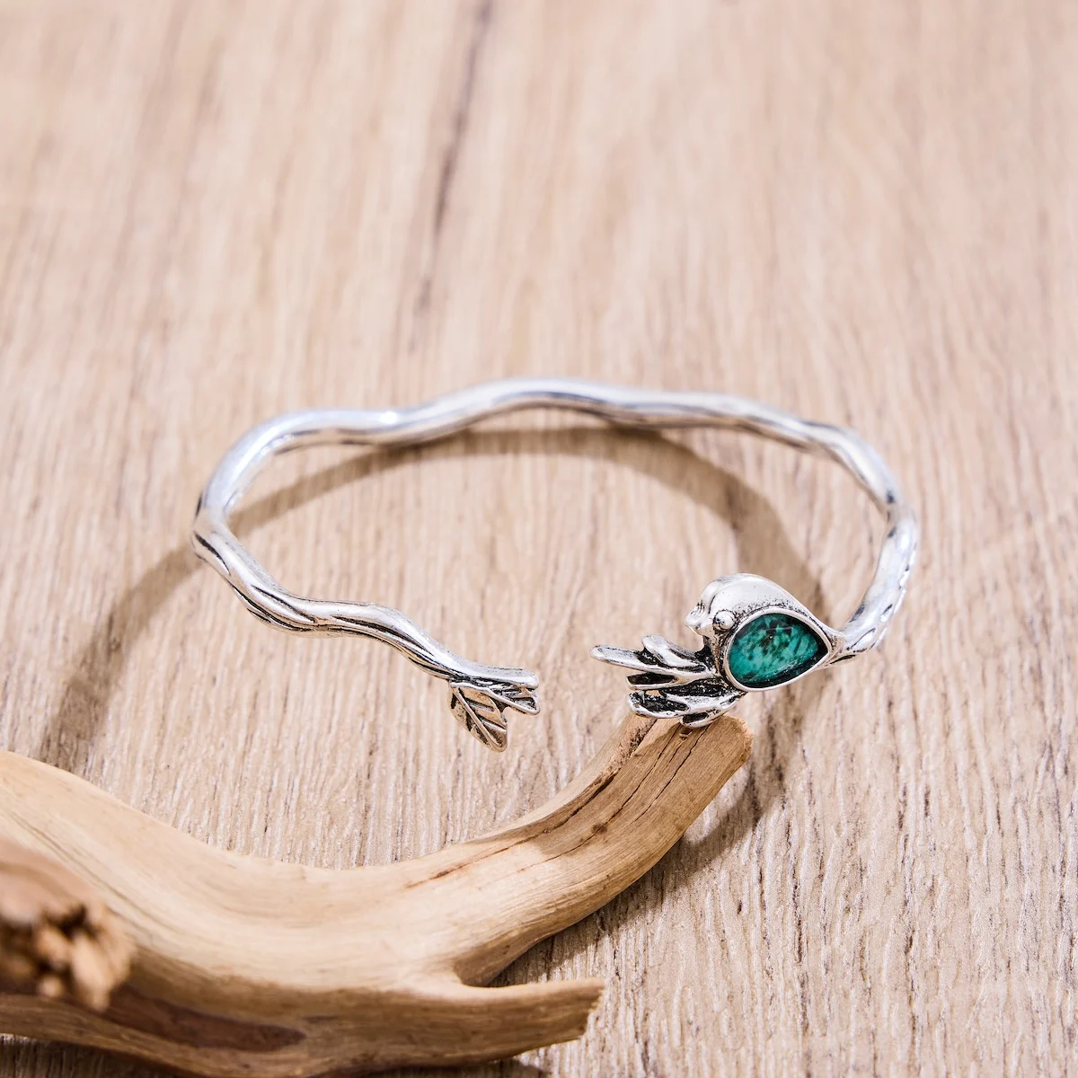 Creative Design Silver Color Opening Bracelet for Women Vintage Bird Inlay Zircon Jewelry Bracelet Gift